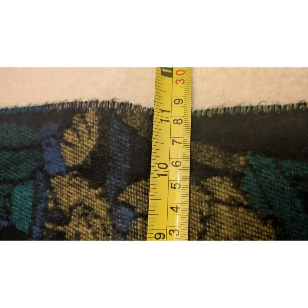 Yogi Bear & Boo Boo Scarf w/ fringe edges, soft (acrylic), novelty, picnic, rare